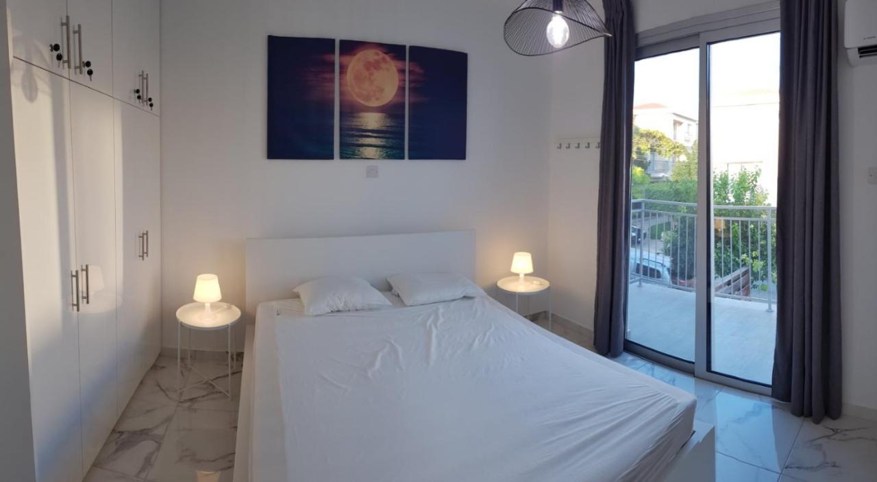 Eros Maisonette In Latchi Area Just 700 Meters Or One-Minute Drive From Polis Municipal Beach Exterior photo